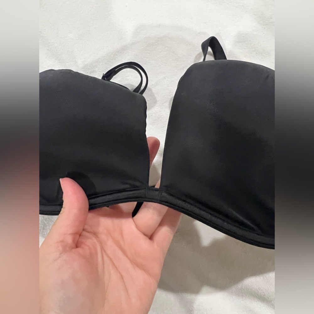 PINK VS Victoria Secret bra black lightest lined 42C - Picture 2 of 7
